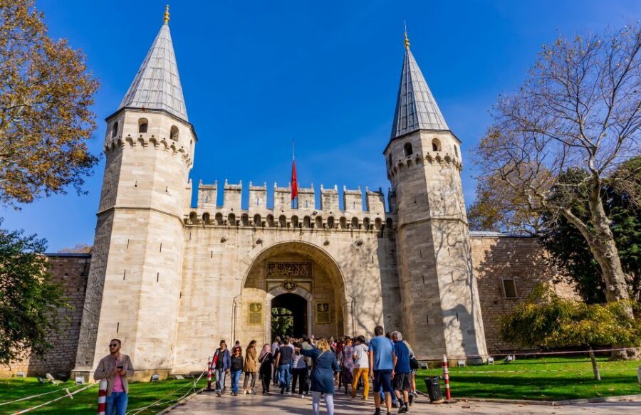 Istanbul City Walk: Blue Mosque, Old Town & Hippodrome - Sultanahmet Square: Where Constantinople’s Power Center Began
