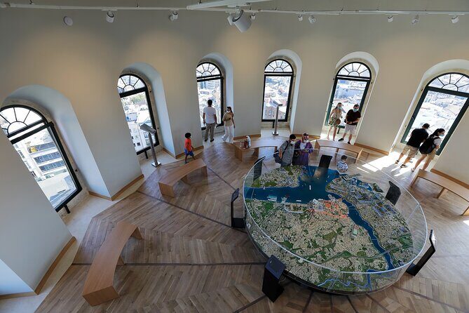 Istanbul City Walk: Galata Tower, Istiklal Street & Karaköy - Çiçek Pasajı, Avrupa Pasajı, Hazzopulo, and Narmanlı Han