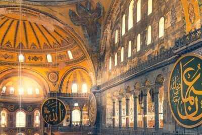 Istanbul Classics and Bosphorus Cruise Private Tour - Starting at the Hippodrome: old Constantinople energy