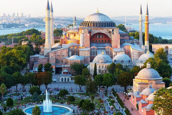 Istanbul Classics and Highlights: Full Day with Lunch - Topkapi Palace Museum: where the sultans ran the empire
