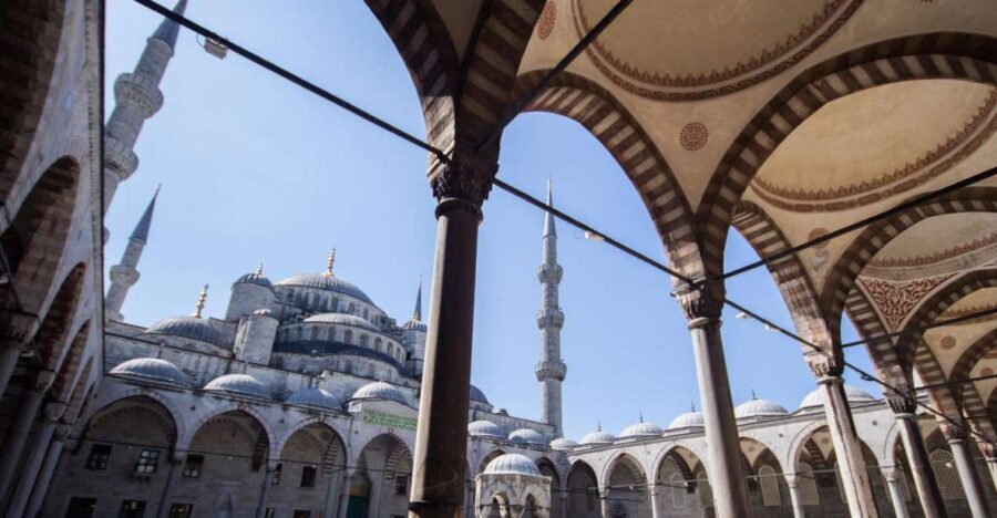 Istanbul Classics Tour - The core idea: 3 hours in Sultanahmet, without the guessing