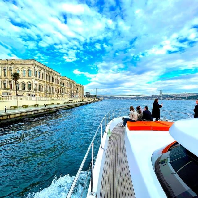 Istanbul: Daytime Bosphorus Yacht Cruise with Fruit & Snacks - Wind, Timing, and Photo Strategy on the Water