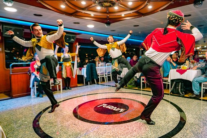 ISTANBUL: Dinner Cruise On The Bosphorus with Turkish night show - Seating, Service Speed, and Why Timing Matters