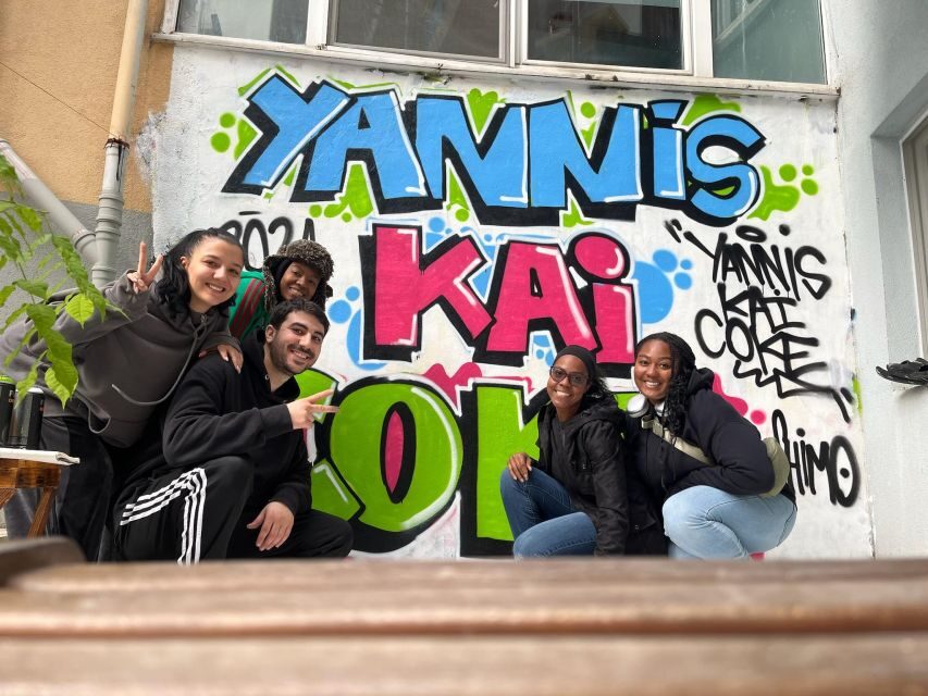 Istanbul: Do Street Art with Local Artists at Home Garden - The hosts: Ali and Simal (Peep & Shimo) bring the lesson alive