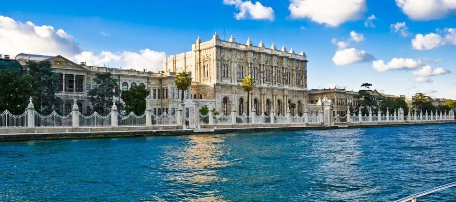 Istanbul: Dolmabahce Palace and Grand Bazaar Tour - Planning your palace visit: shoes, photos, and how long you get