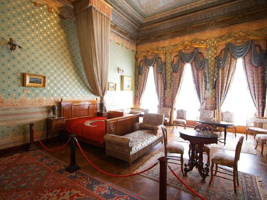 Istanbul: Dolmabahçe Palace and Uskudar Guided Tour - Dolmabahçe Palace: where 19th-century Ottoman meets French taste