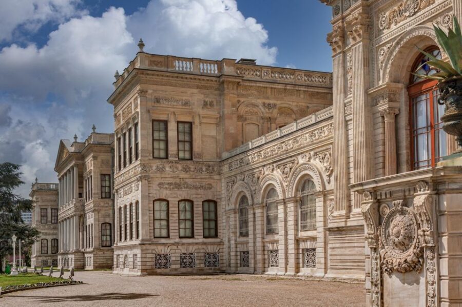 Istanbul: Dolmabahce Palace Tour and Bosphorus Yacht Cruise - Who this tour fits best