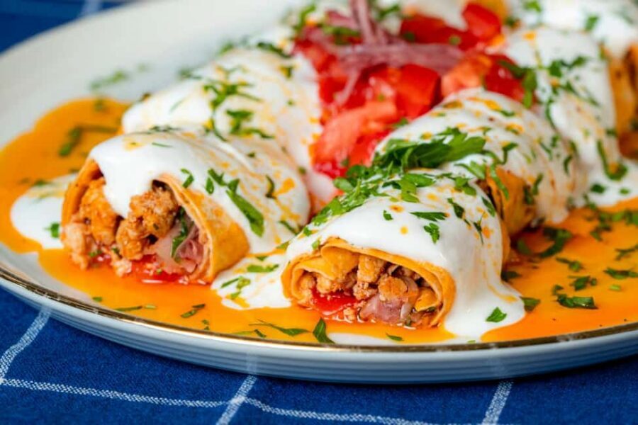 Istanbul: Eat Like a Turk with a Local Guide - Regional Food Stop: When Explanations Make the Flavors Click