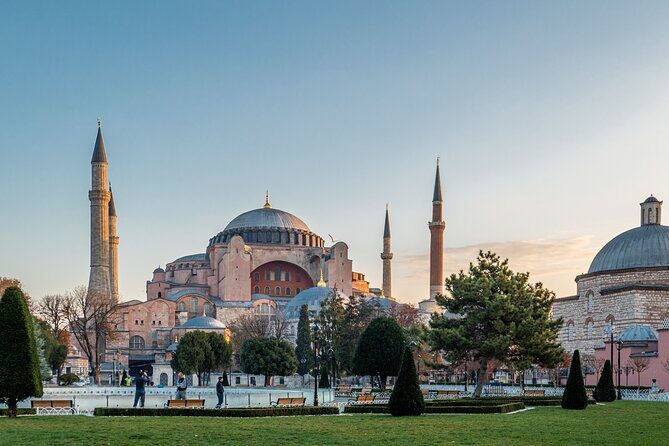 Istanbul Essential : Private Guided Old City Tour - Why This Old City Loop Works in 4–5 Hours
