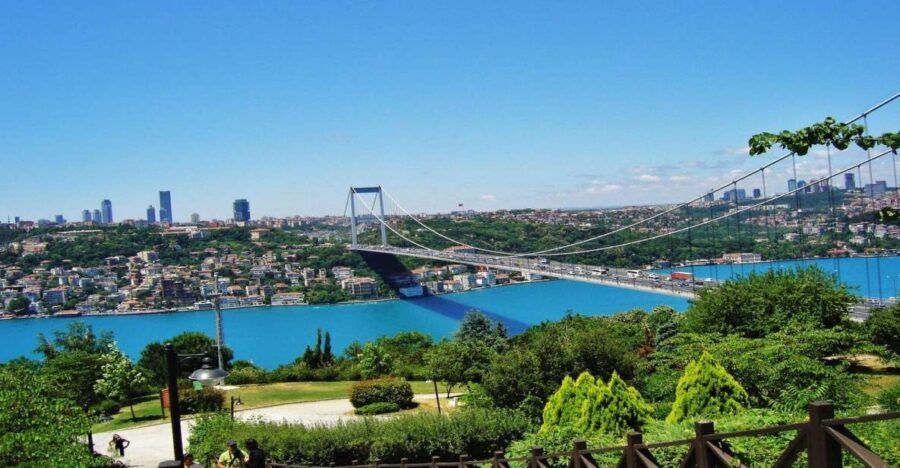 Istanbul: Europe and Asia Tour By Bus And Bosphorus Cruise - Breakfast, Turkish Tea Views, and an On-Ramp to the Water
