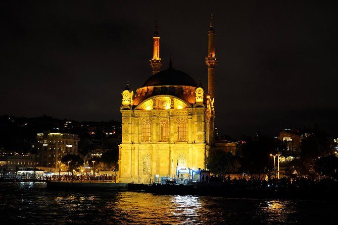 Istanbul Evening Sightseeing and Food Tasting Tour - The Real Star: A Cig Kofte Start That Sets the Tone