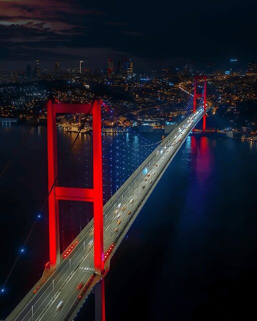 Istanbul: Exclusive Istanbul Night Tour with Private VIP Car - Languages and Communication You Can Count On