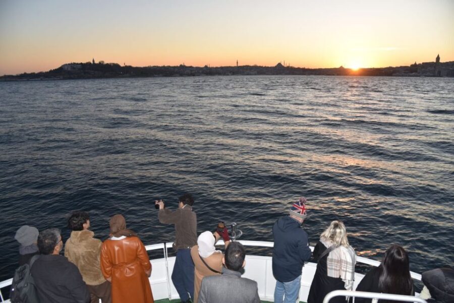 Istanbul: Explore Bosphorous on a Sunset Boat Cruise - Timing and what to pack for wind + photos