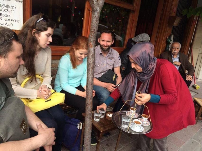 Istanbul: Fener, Balat, Old Greek and Jewish Quarter Tour - A Local Istanbul Detour From the Usual Sights
