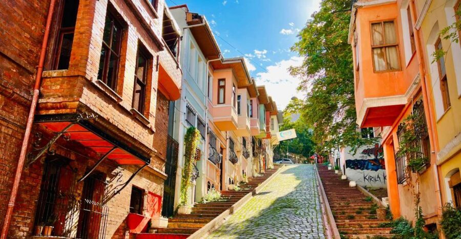 Istanbul: Fener, Balat, Old Greek and Jewish Quarter Tour - Golden Horn and the First Historic Beat