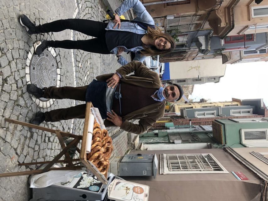 Istanbul: Fener, Balat, Old Greek and Jewish Quarter Tour - Balat’s Stairs, Walk-by Life, and a Real Cafe Pause