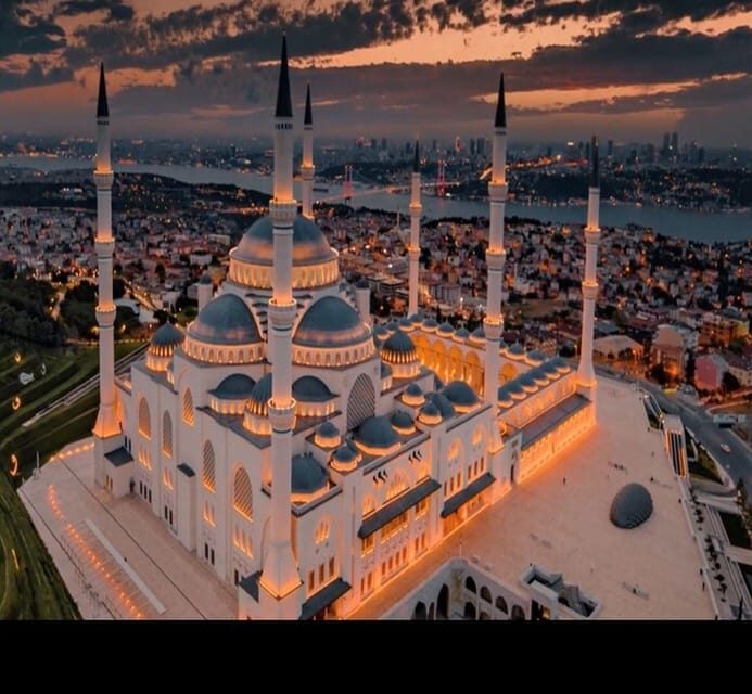 Istanbul: Full-Day 2-Sides City Tour with Lunch & Boat Tour - Key things you’ll notice on this Istanbul day tour