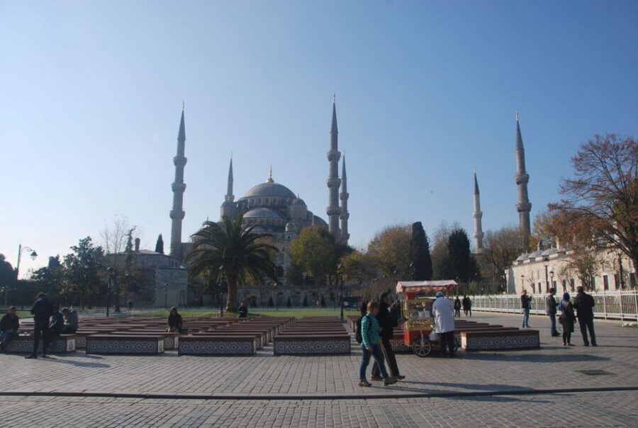 Istanbul Full Day Byzantine & Ottoman Traces Tour - The Roman Hippodrome: Ancient Spectators Without the Pretend-Myth