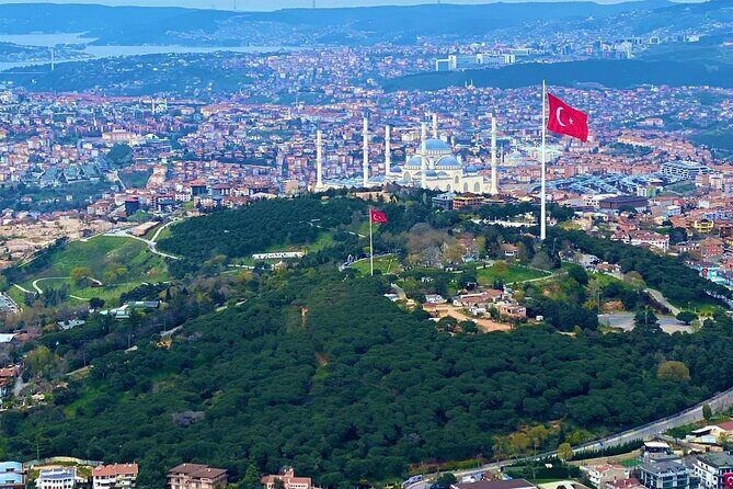 Istanbul Full Day Europe and Asia Sides Tour - Eyüp Sultan Mosque: A Holy Site Worth Slowing Down For