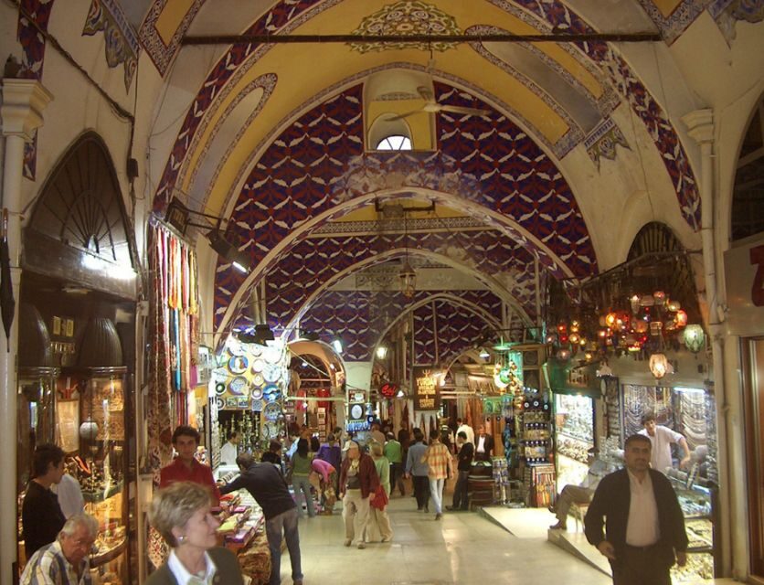 Istanbul: Full-Day Heritage Tour - Group size, timing, and religious-day realities