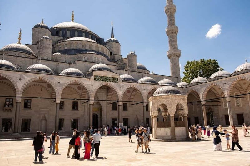 Istanbul: Full Day Private Guided Tour for Iconic Landmarks - Sultan Ahmed Mosque and Sultanahmet Square: first stop, big tiles