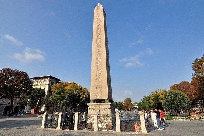 ISTANBUL: Full-Day Private Tour with Top Attractions - Hagia Sophia Grand Mosque: the big stop and the 25€ ticket