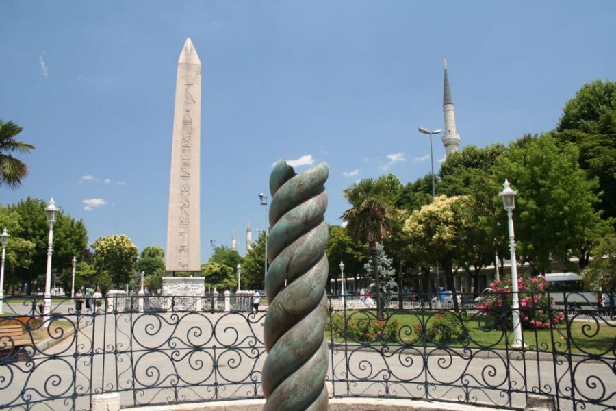 İstanbul: Full-Day Tour with Grand Bazaar - Hippodrome: Byzantine Constantinople’s stage for spectacle