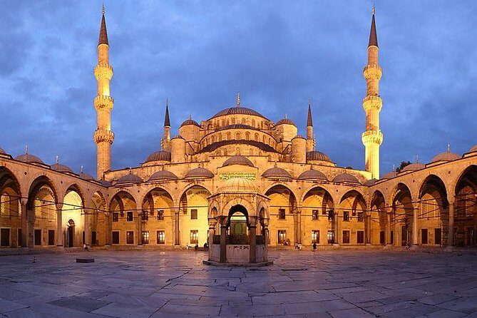Istanbul: Full-Day Tour with Top Attractions from Hotels or Port - Blue Mosque: six minarets, a Friday closure, and what you can realistically see
