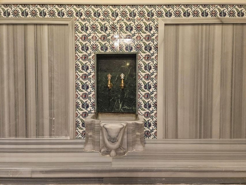 Istanbul: Gedikpasa Historical Hammam with Privacy Add-On - Food and drinks after you cool down