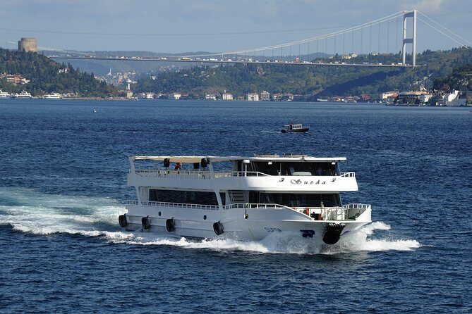 Istanbul Gold Combo - Pierre Loti Tepesi and the cable car: Golden Horn views without the slog