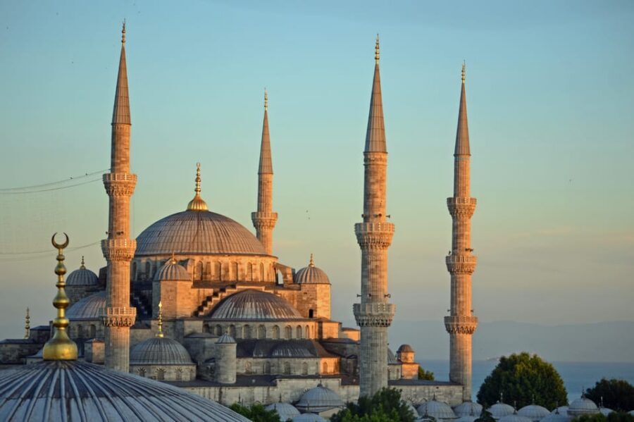 Istanbul: Guided City Highlights Day Trip - Blue Mosque: iconic architecture, real-world crowds