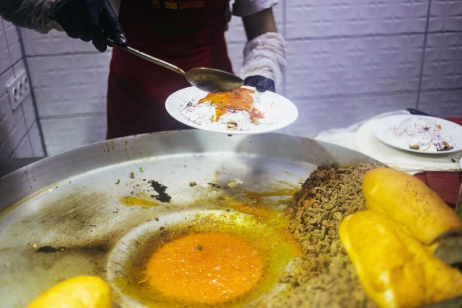 Istanbul: Guided Food and Culture Tour - Fish Market Stop: Mussels Stuffed With Rice and Spices