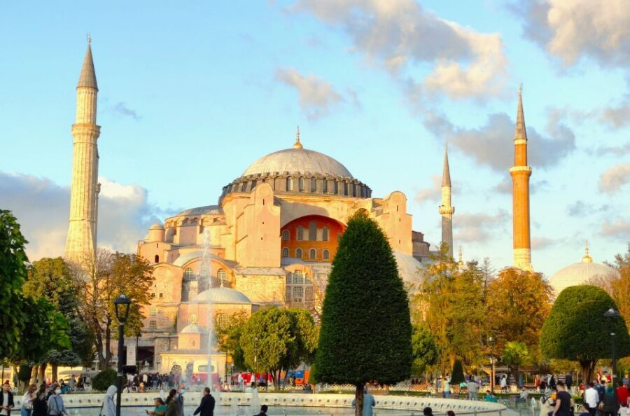Istanbul: Guided Old City Tour and Bosphorus Sunset Cruise - The Day in Brief: Old City Walking + Bosphorus Sunset by Yacht