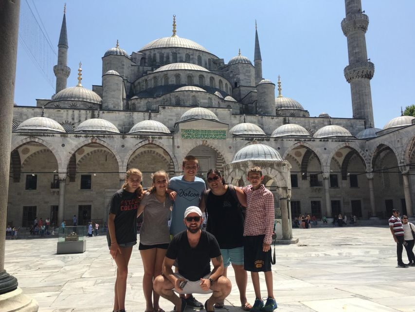 Istanbul: Hagia Sophia, Blue Mosque, and Grand Bazaar Tour - Blue Mosque: best photo angles, plus the real-world prayer schedule