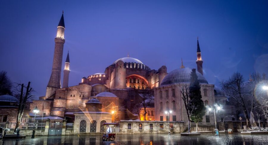 Istanbul: Hagia Sophia, Blue Mosque, and Grand Bazaar Tour - Price and value: what $25 really gets you (and what you still pay)