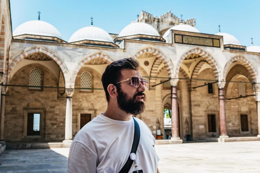 Istanbul: Hagia Sophia, Blue Mosque, Suleymaniye Mosque Tour - Madrasah Break, Coffee/Tea, and a Local Drink Stop