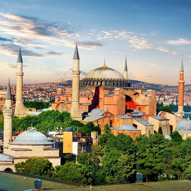 Istanbul: Hagia Sophia Guided Tour with Optional Ticket - Where to meet: Busforus stop across Hagia Sophia