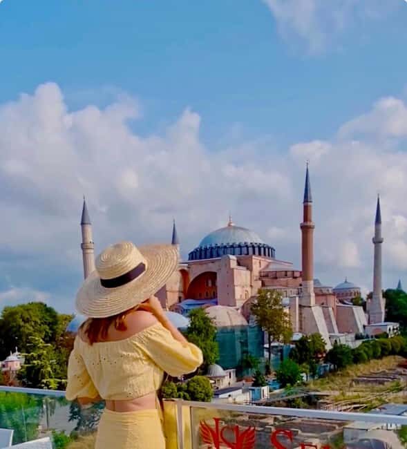 Istanbul: Hagia Sophia Skip-the-Line Ticket with Audio Guide - Golden Horn and Bosphorus views: when the site opens up