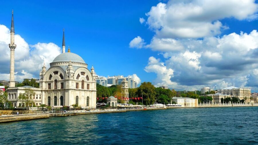 Istanbul: Half-Day Cruise and Cable Car to Pierre Loti Hill - Pierre Loti Hill by cable car: the view you’ll want to photograph
