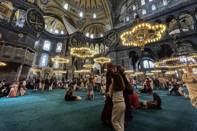 Istanbul Heritage - Full Day Bus and Boat Tour - Balat free time: colorful streets and your own pace