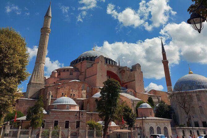 Istanbul Highlights Blue Mosque, Hagia Sophia, Cisterns and More! - Hippodrome Monuments: The Fun Bits Between Big Buildings