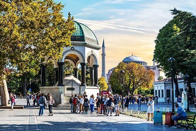 Istanbul Highlights: Half Day Morning Tour - German Fountain: a Kaiser gift that still tells a story