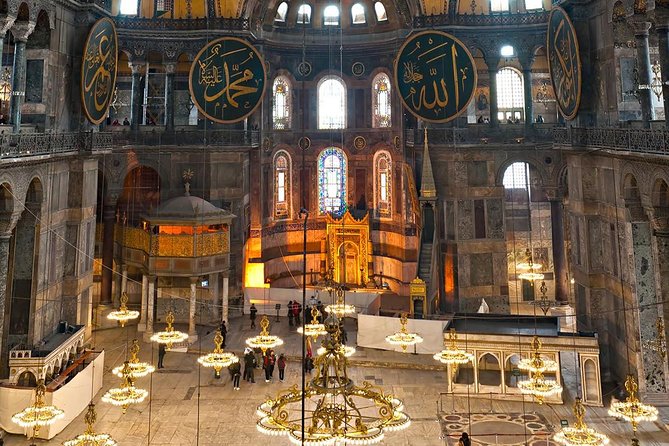 Istanbul Historical Tour with Guide, Lunch and Transfers - Topkapi Palace: the “highlights” tour, plus the harem add-on
