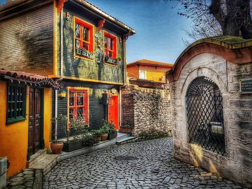 Istanbul: Kariye Mosque Private Walking Tour - Inside Chora Museum: your guide turns mosaics into a story