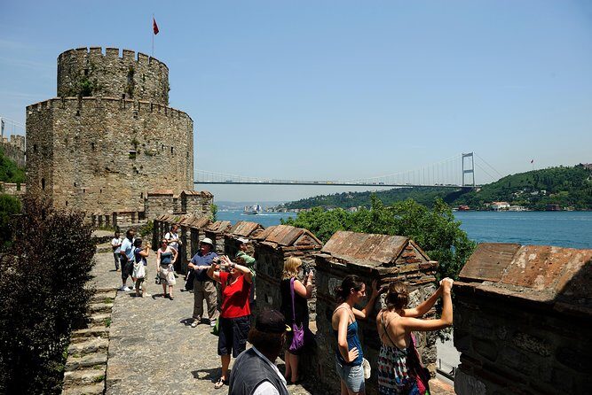 Istanbul Morning Tour: Bosphorus Yacht Cruise with Asia Stop - Ortaköy Mosque: A Neighborhood Stop That Needs the Right Timing
