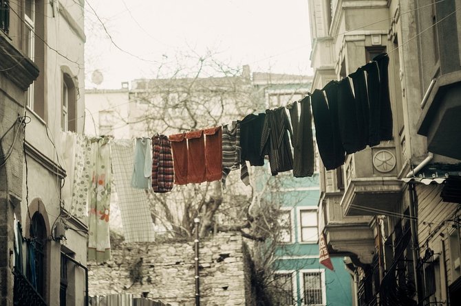 Istanbul Off the Beaten Path Tour with Guide, Lunch and Transfers - Misir Carsısı (Spice Market): Ottoman-Era Color, Plus a Smarter Way to Look