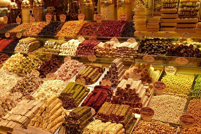 Istanbul Off the Beaten Path Tour with Guide, Lunch and Transfers - Süleymaniye Mosque and Turkish Delight: Big Architecture, No Pressure