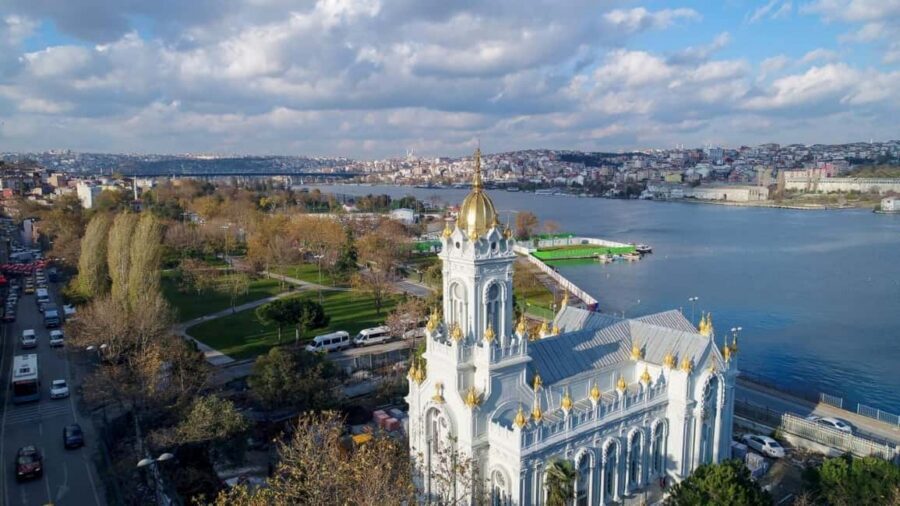 Istanbul: Old City And Bosphorus Bus Tour with Lunch - Key takeaways