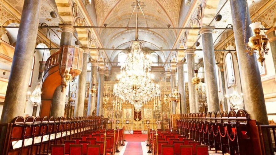 Istanbul: Old City And Bosphorus Bus Tour with Lunch - Lunch with a Panoramic City View: How to Pace the Middle of the Day