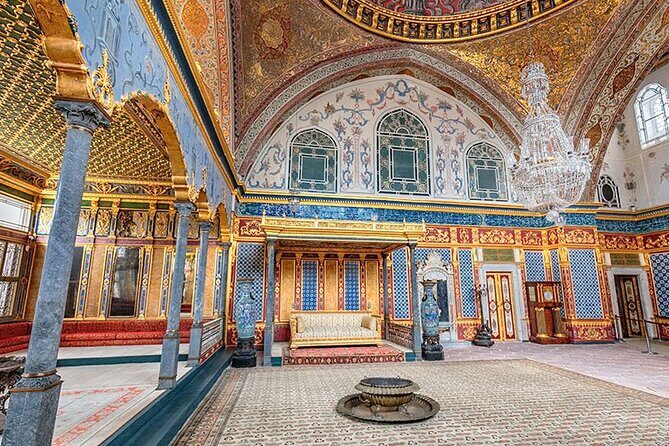 Istanbul Old City Tour - Blue Mosque: why Iznik tiles matter so much